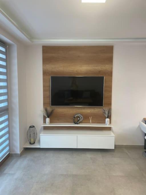 The Terrace — Apartment *